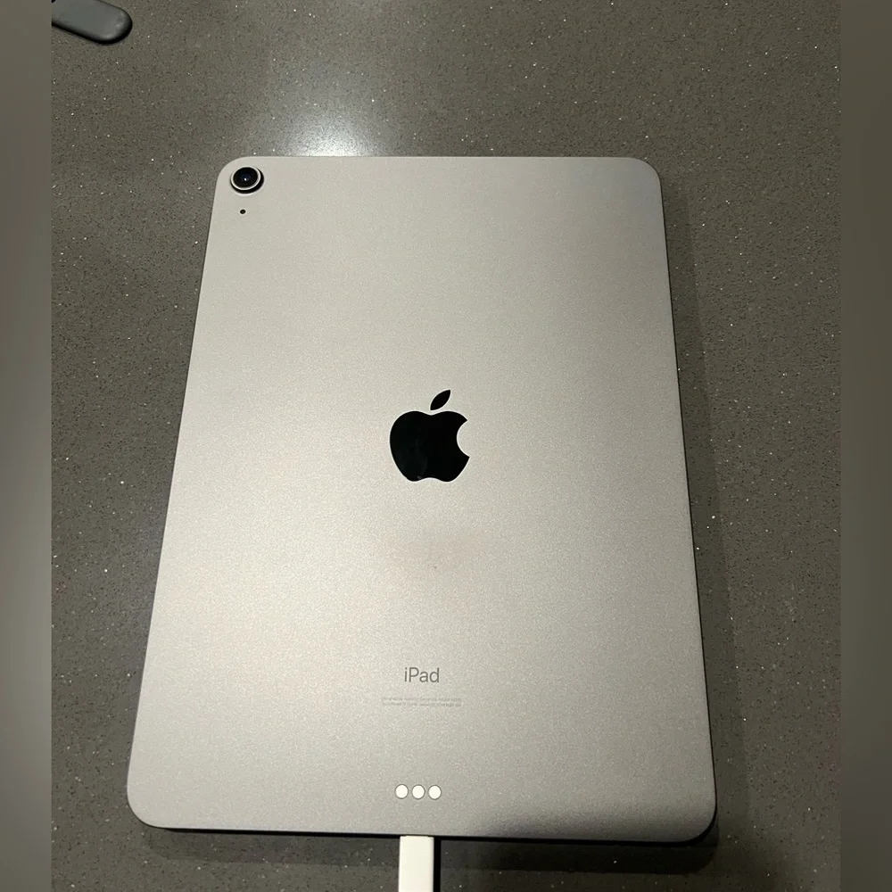 10.9 inch IPad Air
